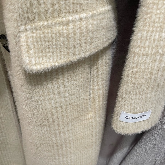 Calvin Klein Plaid Single Breast Coat. Size 2 - Picture 5 of 9